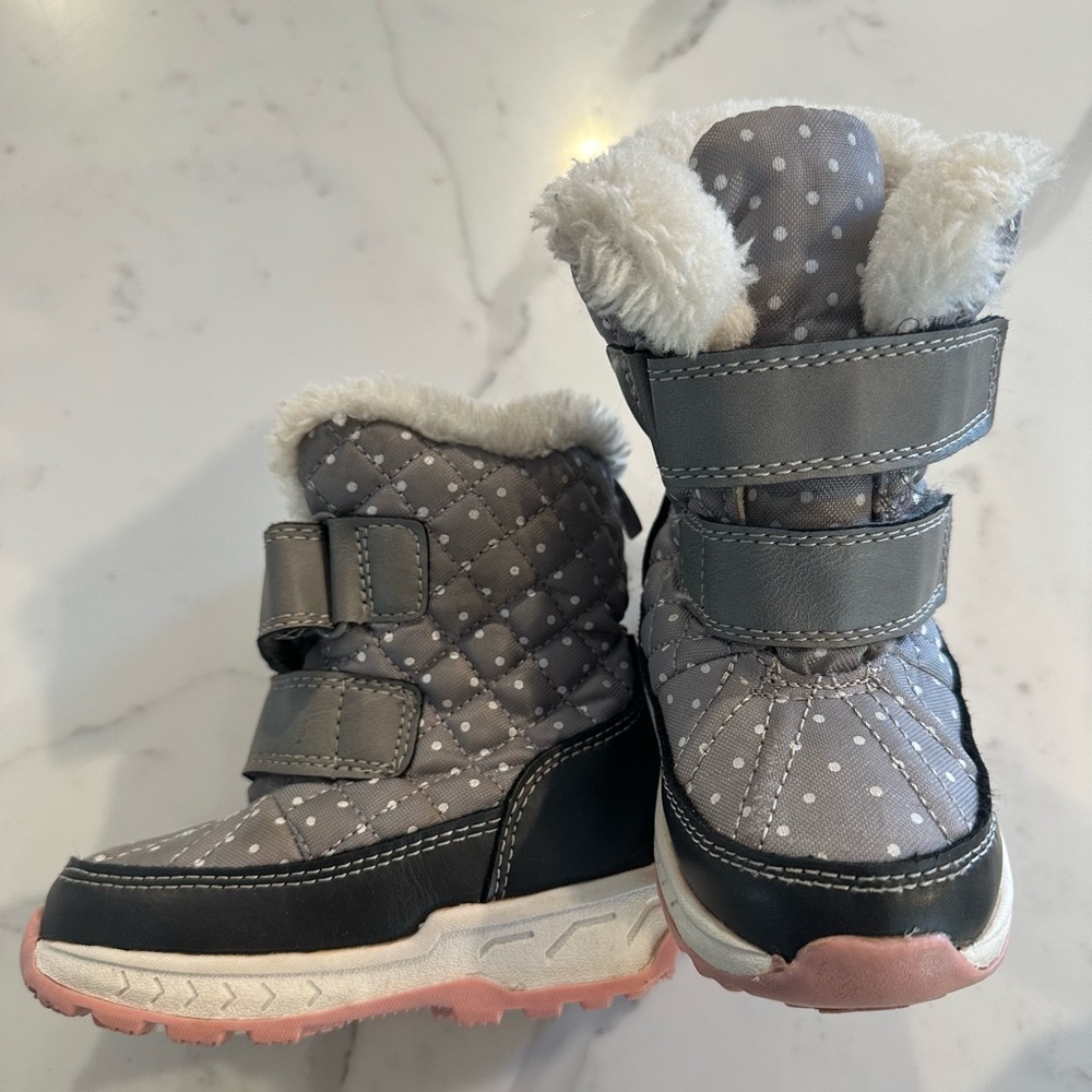 Children's Quilted Snow Boots - Gray and Pink Polka Dot